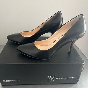 INC International Concepts Women's Black Pumps